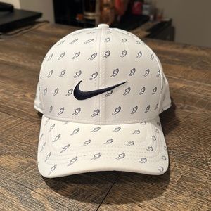 NWOT Nike New Aerobill Classic99 Sz S/M